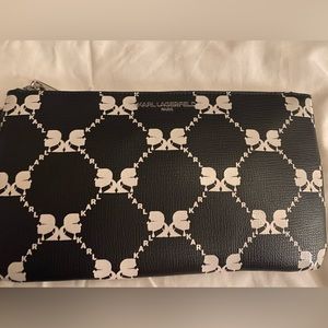 NWT Karl Lagerfeld wristlet. Black and white.